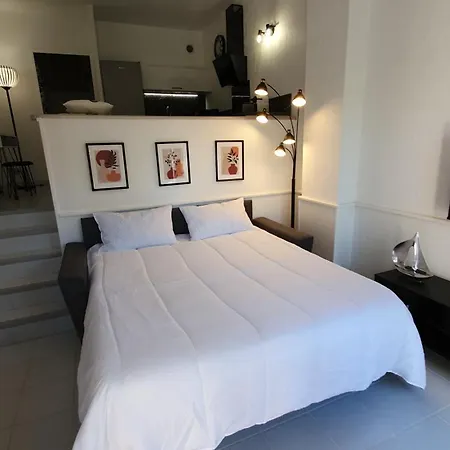 Cap D'antibes Studio Duplex Terrasse Apartment *